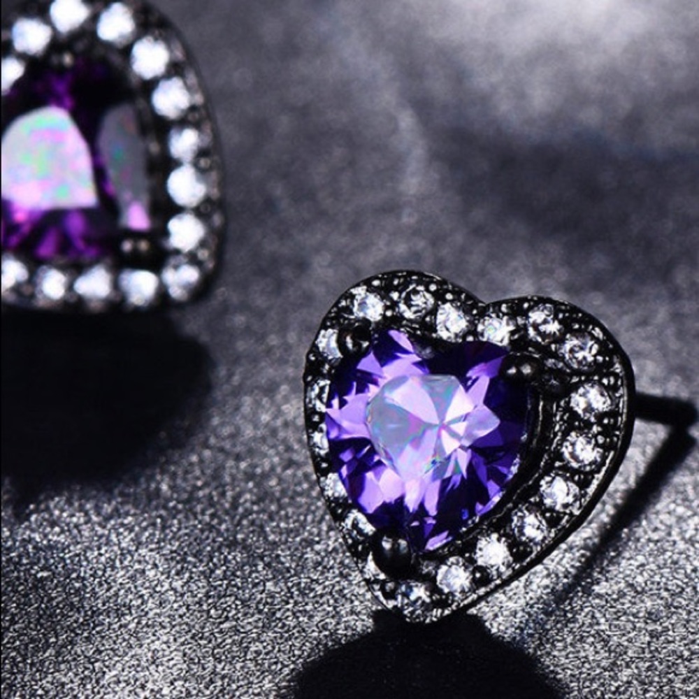 New black/purple,black/pink stud earrings - Picture 6 of 12